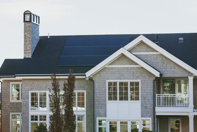Solar vs. Generator: Which is the Better Long-Term Investment?